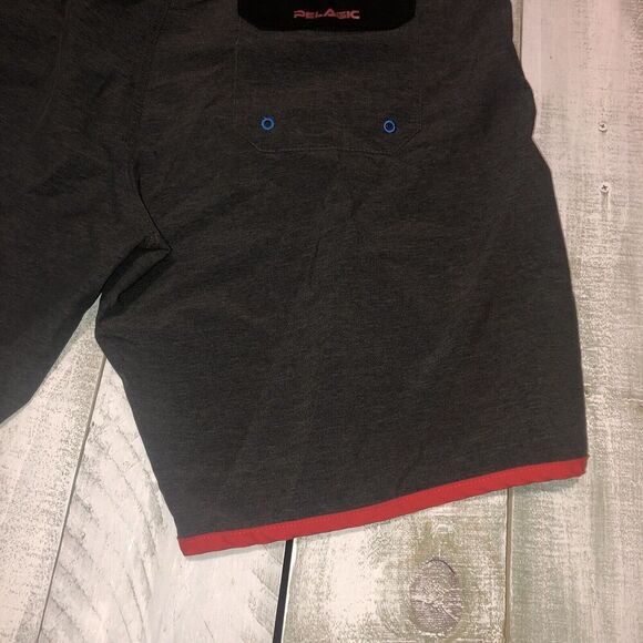 Pelagic The Wedge Board Shorts Mens 38 Ocean Blue Swim Trunks Fishing Beach - Picture 9 of 12